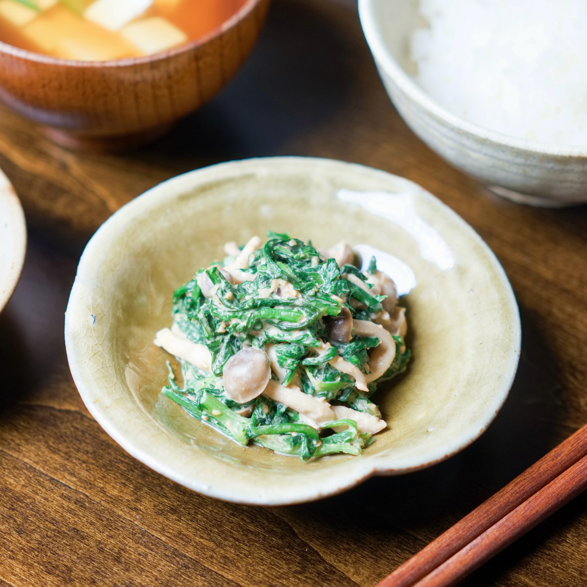 春菊としめじのごま酢あえ【和食・副菜】