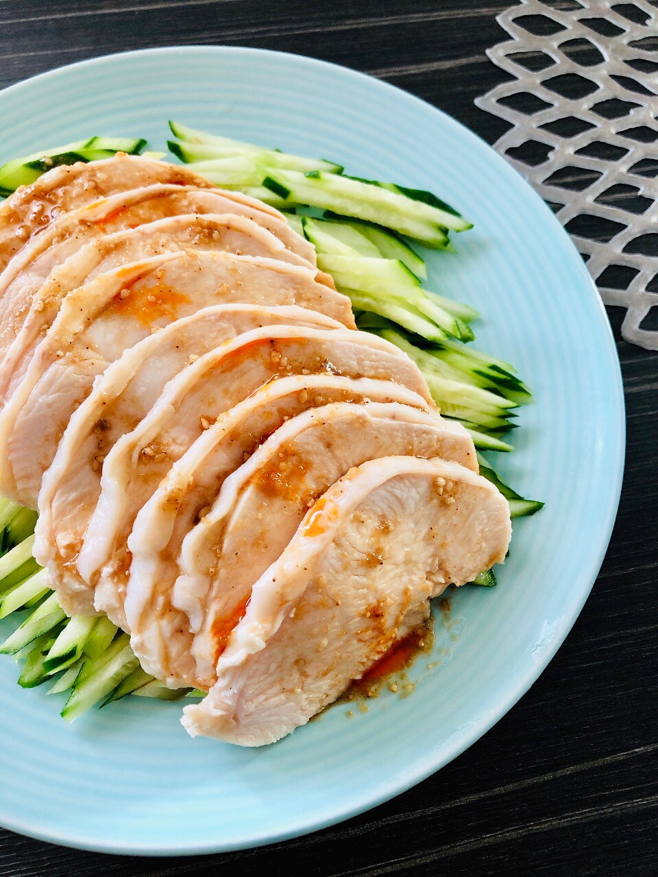 茹で鶏で 子供も食べられる 簡単たれのよだれ鶏 レシピ 作り方 By おうち料理愛好家mamayumi 楽天レシピ 茹で鶏で 子供も食べられる 簡単たれのよだれ鶏 レシピ 作り方 By おうち料理愛好家mamayumi 楽天レシピ