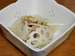 酢レンコンとこんにゃくの金山寺味噌和え