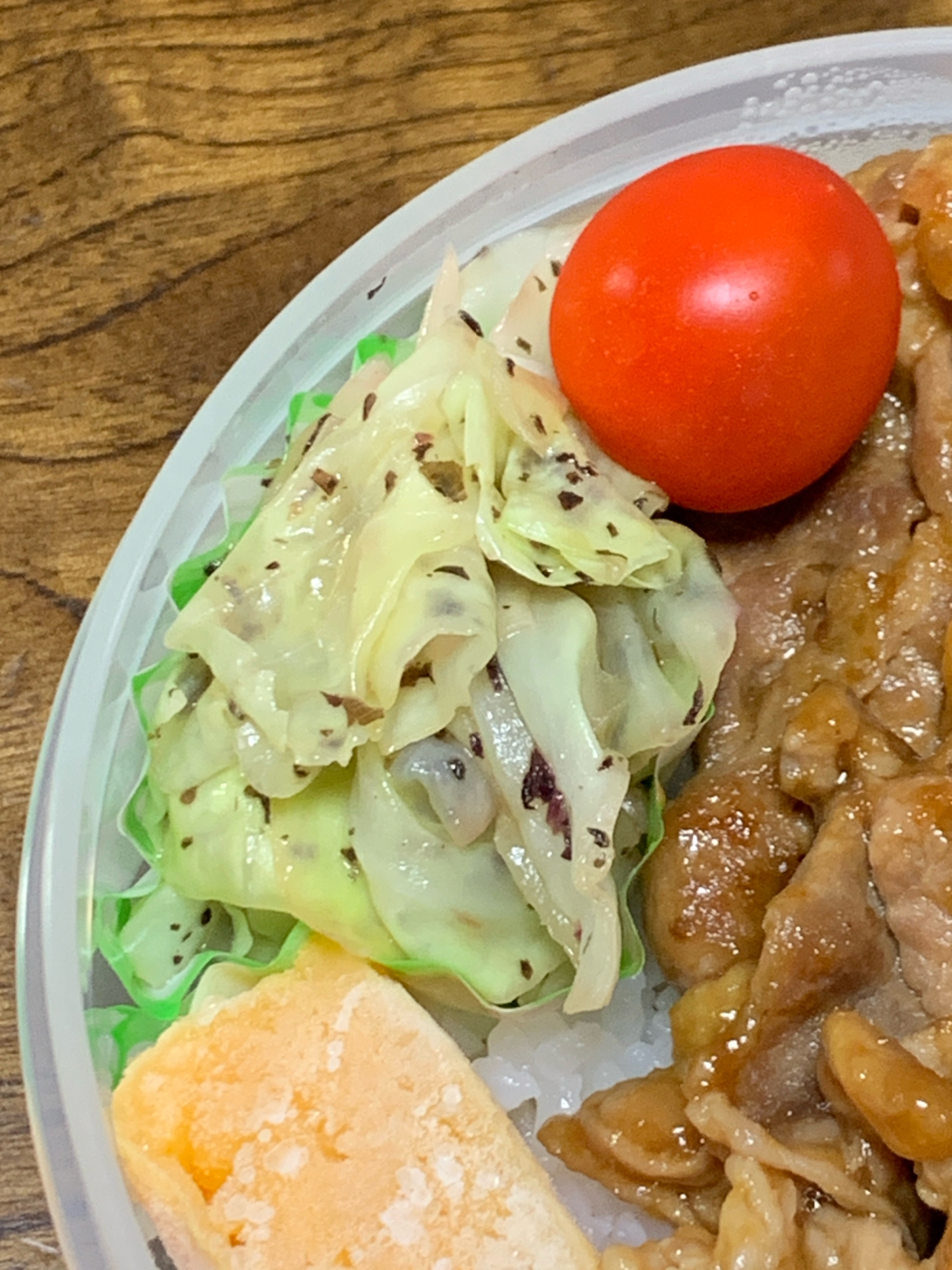 お弁当に。キャベツのゆかり和え