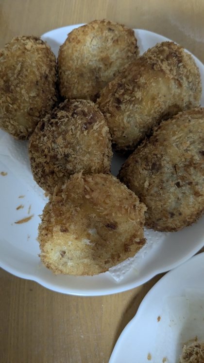 カレー風味の手作りコロッケ