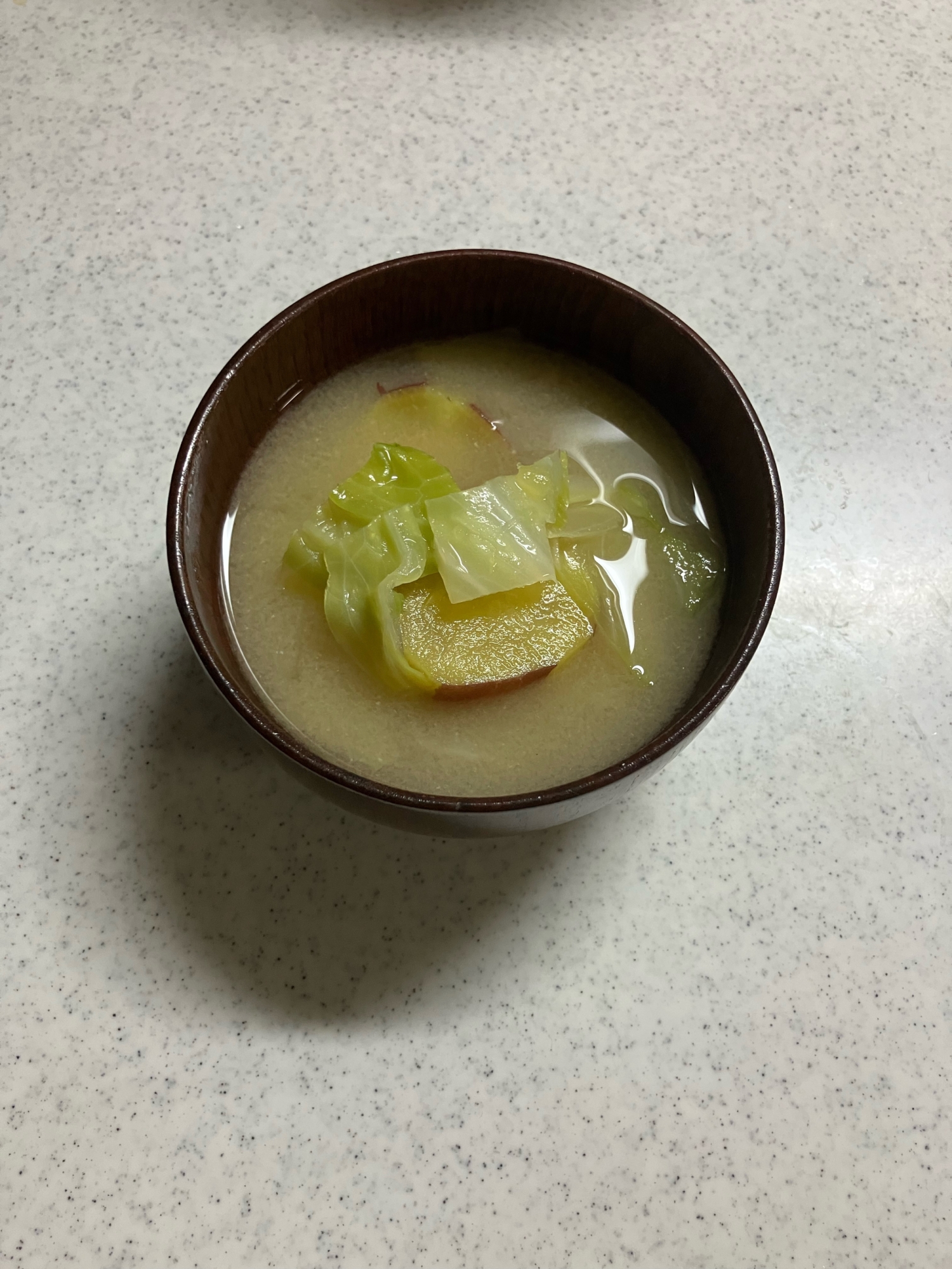 さつまいもとキャベツの味噌汁★白だし入り