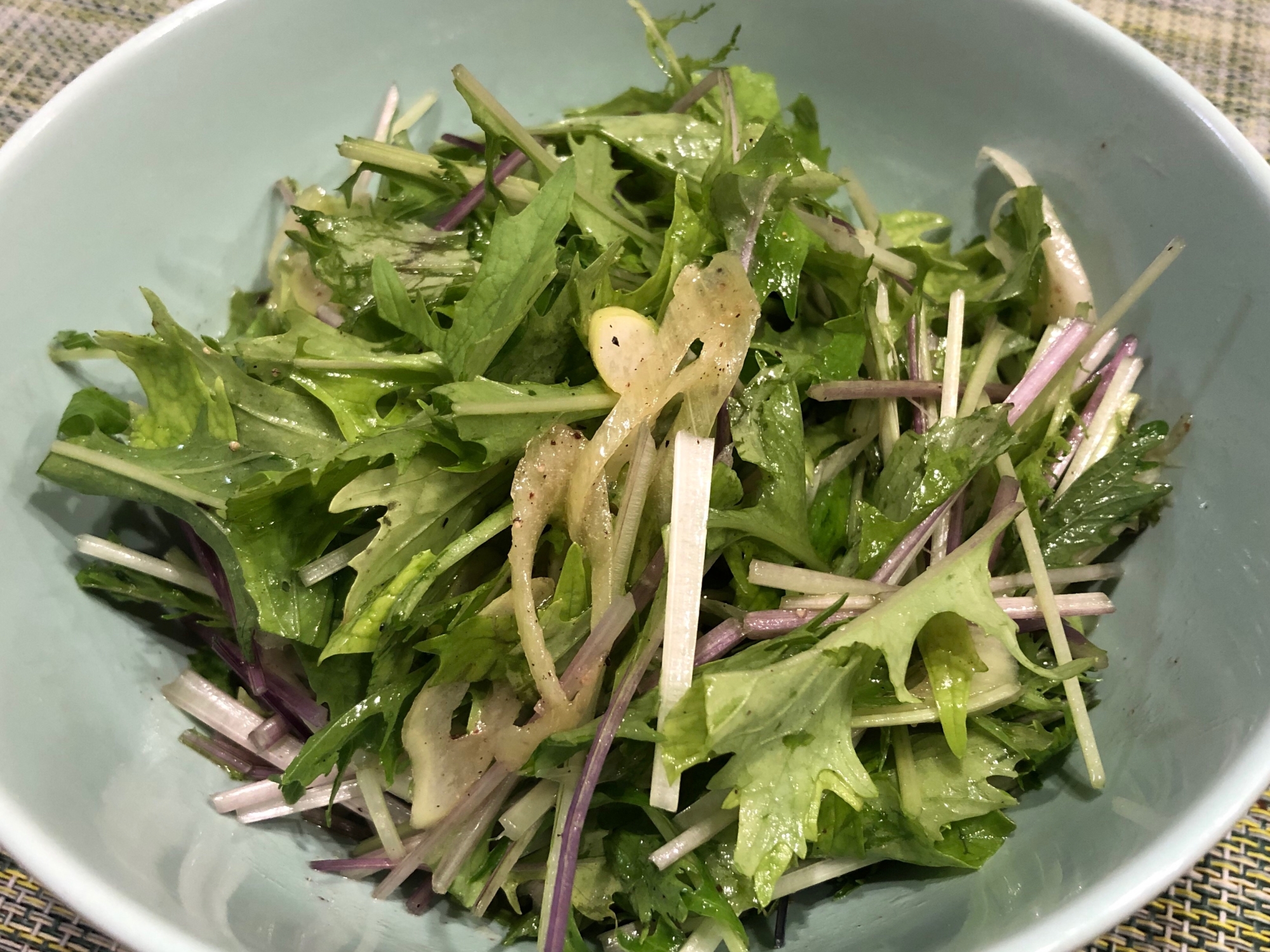 とにかくビールが進む♫ ネギと水菜の旨塩だれサラダ