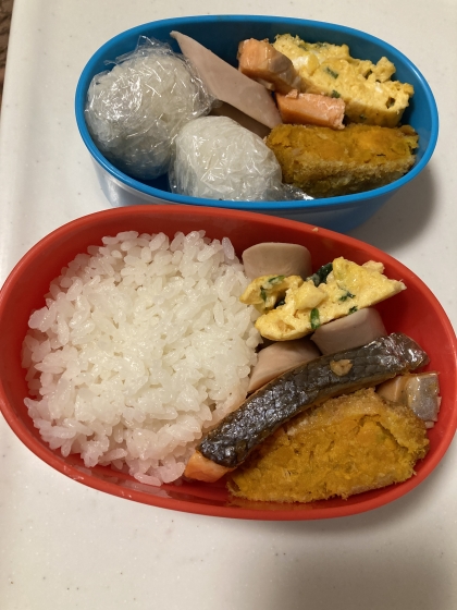 お弁当に入れました。
カボチャの色がきれいです。