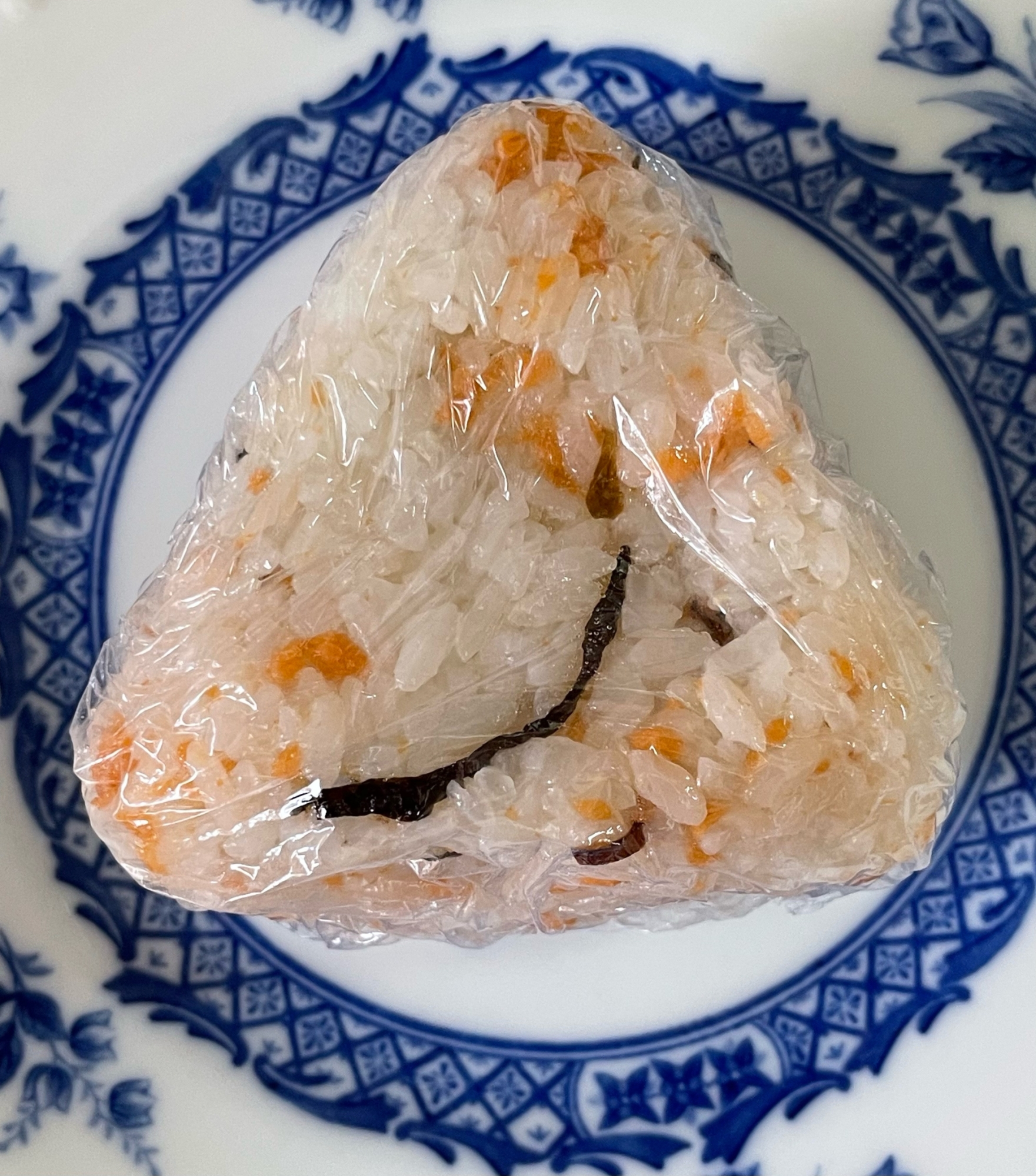 おにぎり ( 鮭フレーク 塩昆布 白だし )