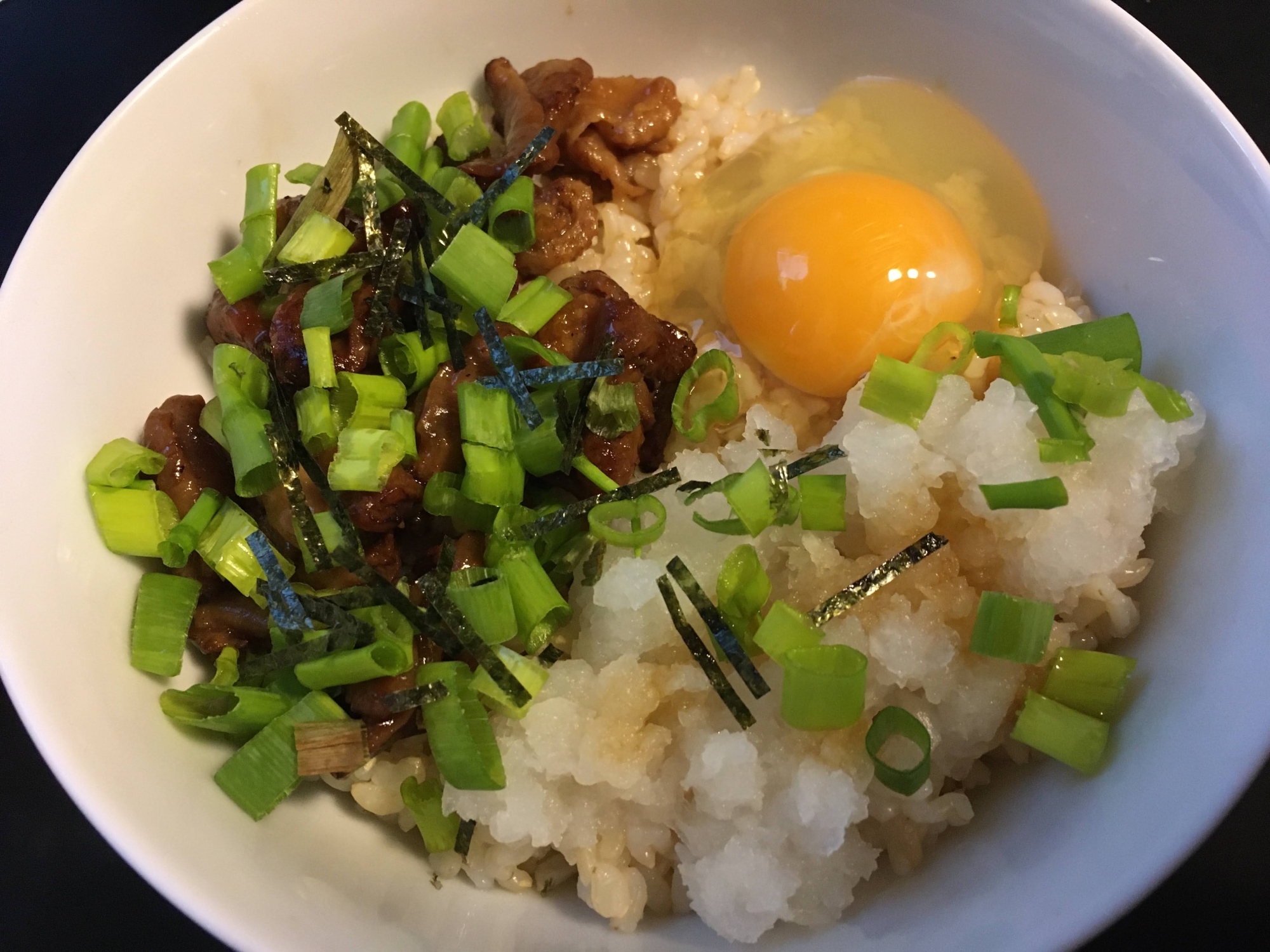 鶏皮焼き鳥のおろし卵玄米丼 レシピ 作り方 By Naben 楽天レシピ