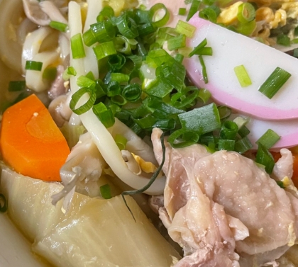 新玉ねぎ人参ほうれん草☆彩り☆おかめうどん