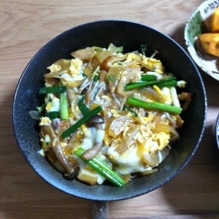 ヘルシーに♪きのこたっぷりのたまご丼☆