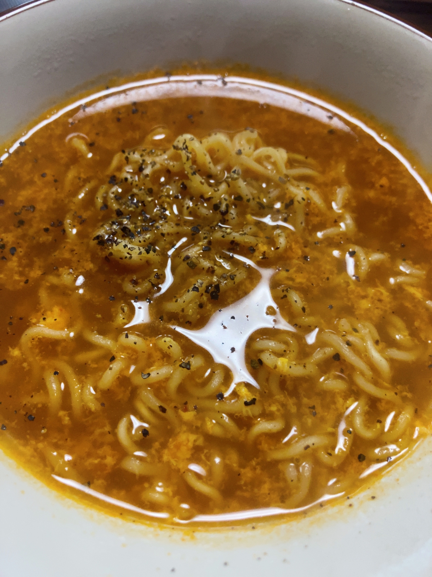 濃厚卵ラーメン