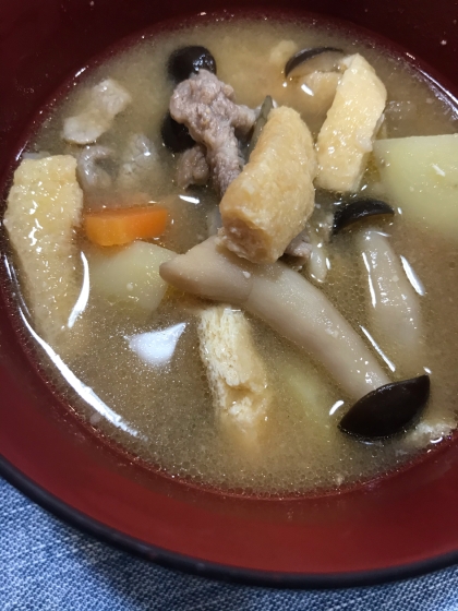 豚肉と油揚げがあったので作ってみました。とても美味しかったです^_^