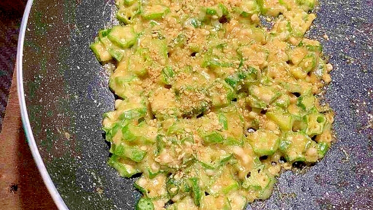 素朴飯『オクラの味噌マヨ炒め』