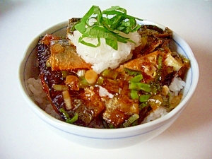 さんまフィレで照り焼き丼ぶり ゆず茶を加えても レシピ 作り方 By ドキンちゃん0298 楽天レシピ