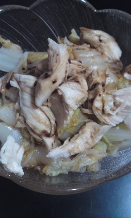 茹で白菜と蒸し鶏の焼肉のたれサラダ