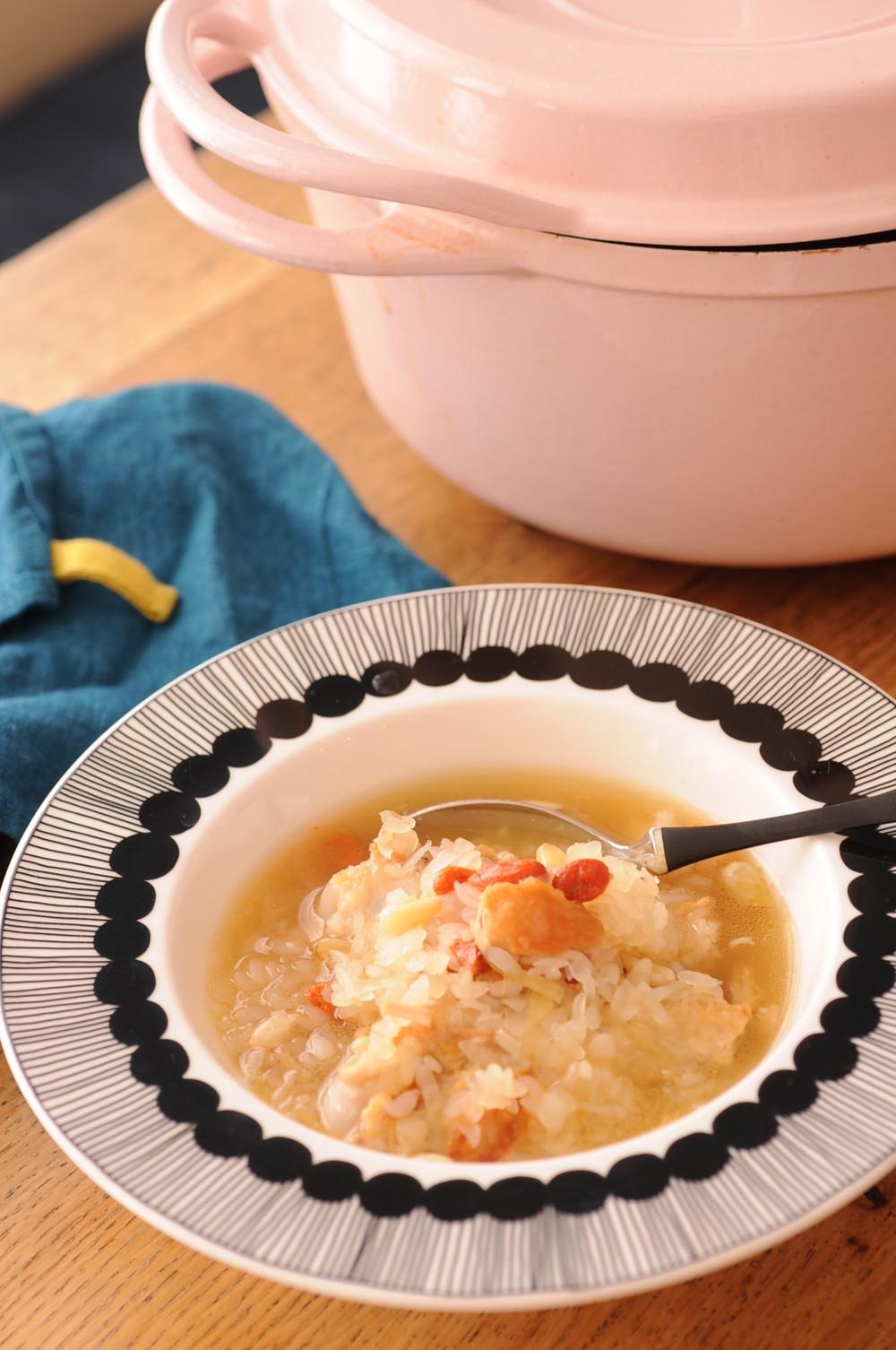 こんにゃく米入り参鶏湯