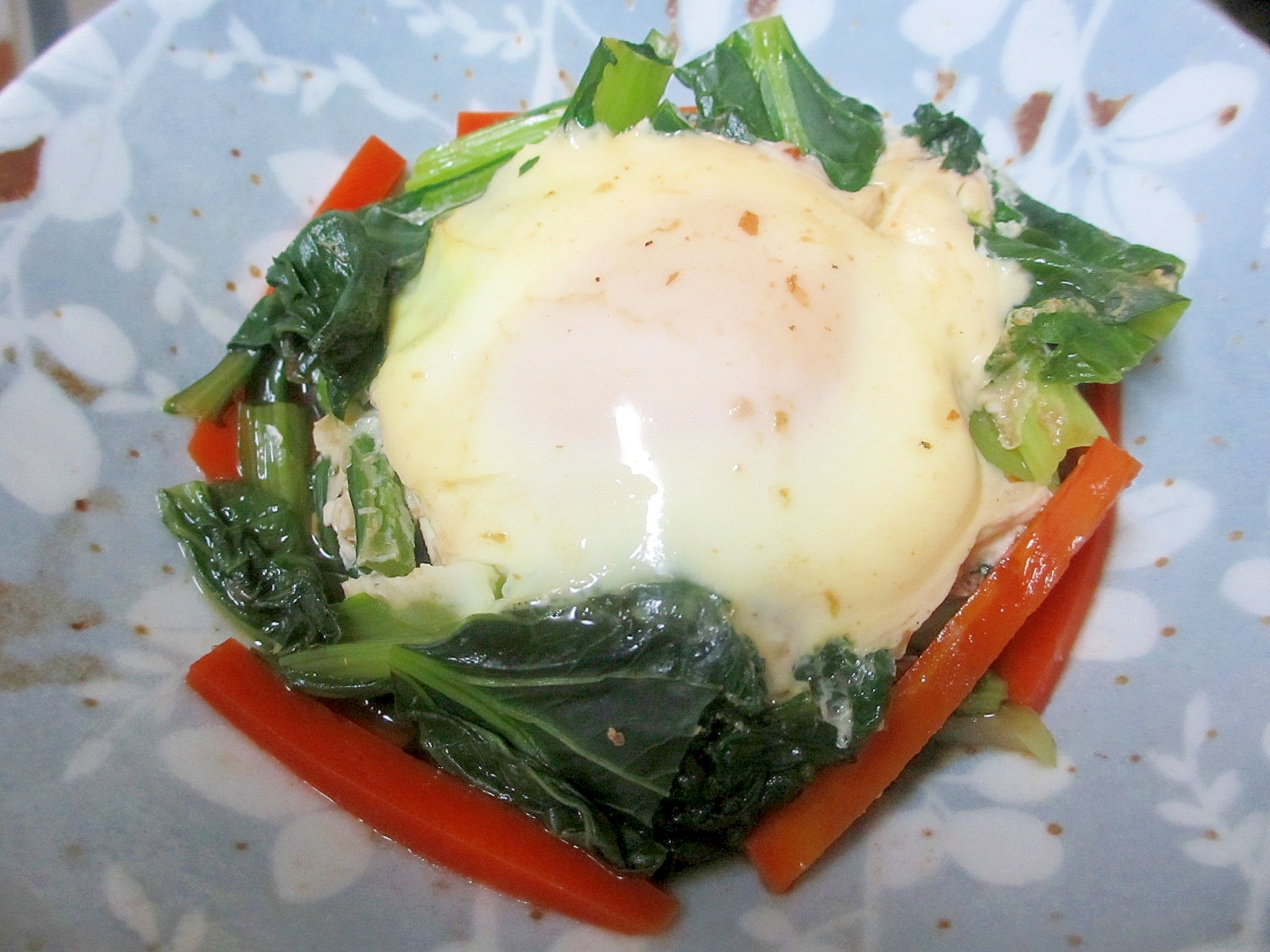 小松菜、春菊、卵の煮物
