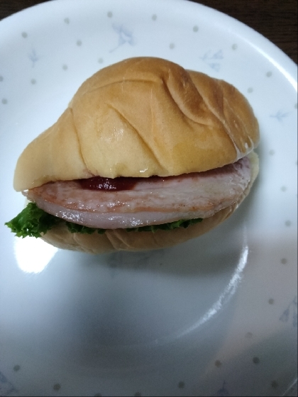 ベーコンロールサンド