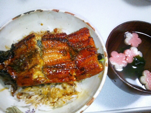 固くなった鰻の蒲焼きを復活する方法 レシピ 作り方 By Momonga710 楽天レシピ