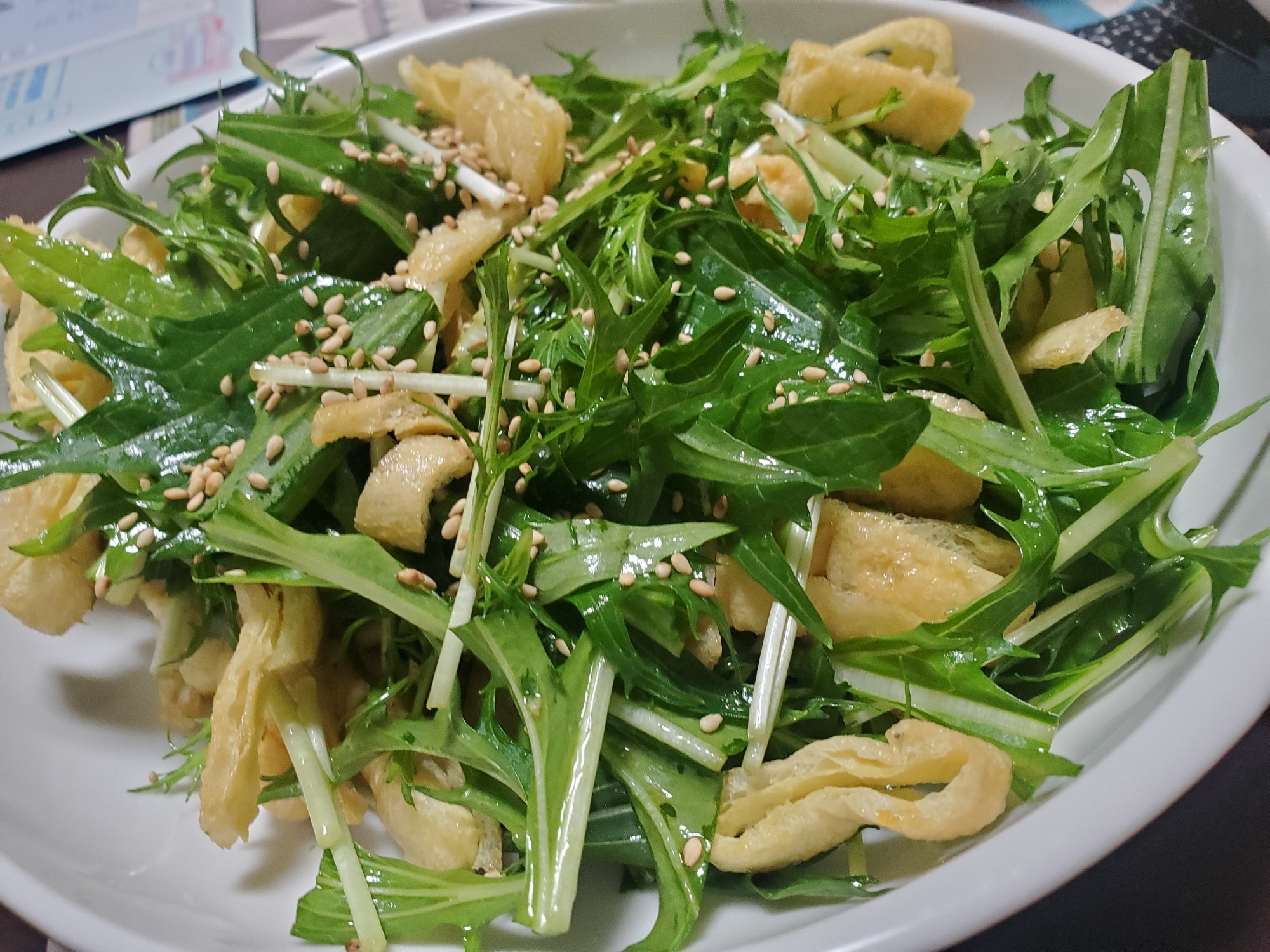 カリカリ油揚げと水菜のピリ辛サラダ