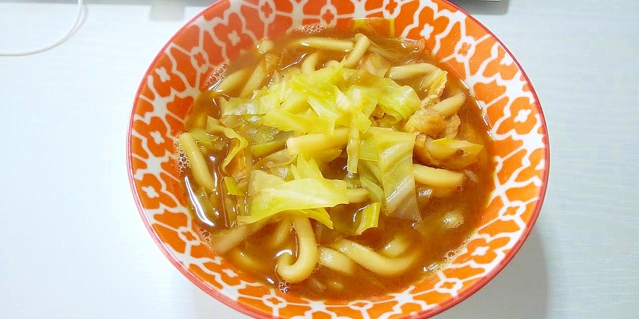 簡単ランチに♪肉なし味噌煮込みうどん