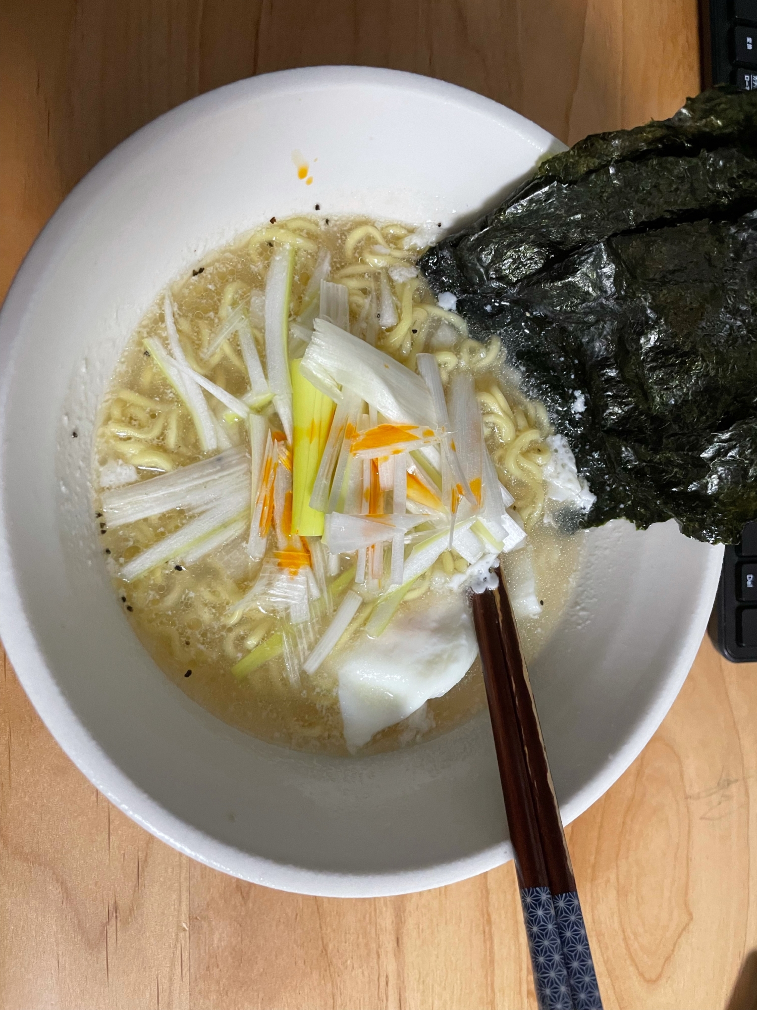 美味しい！簡単工夫のインスタントラーメン