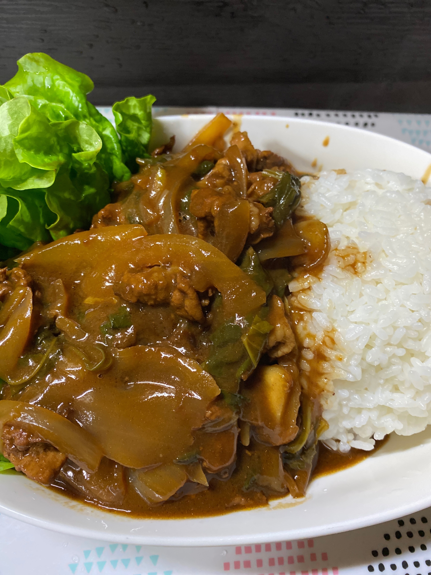 ☆豚こま肉と玉ねぎとほうれん草のハヤシライス☆