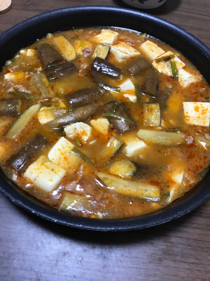 ピリ辛！茄子も入れたマーボー豆腐♪