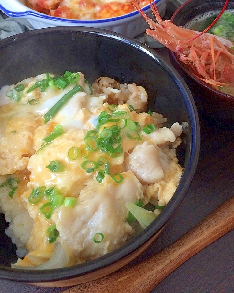 鶏胸肉でもしっとり柔らかジューシー☆親子丼