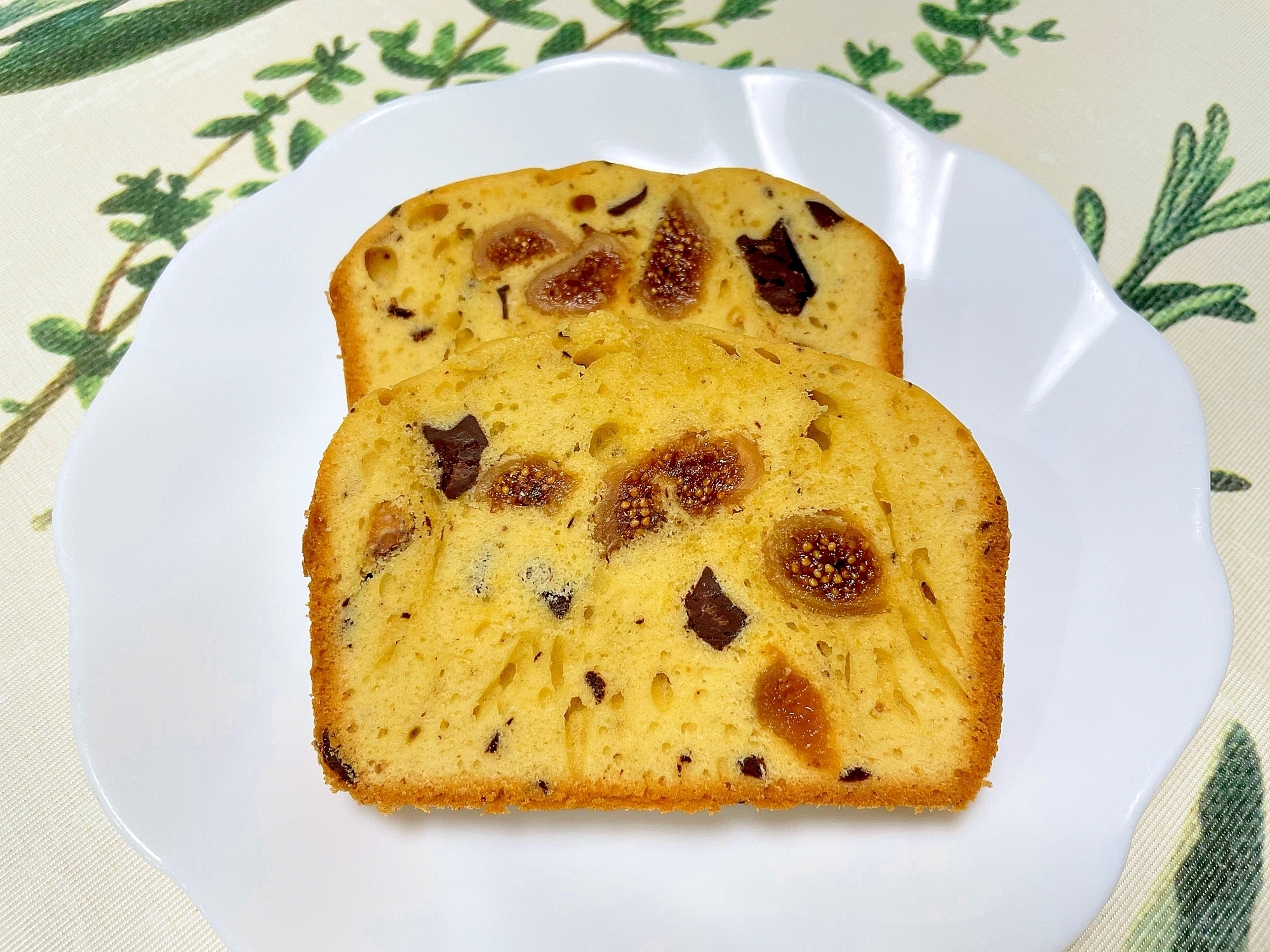 Hbで作る いちじくとチョコのパウンドケーキ レシピ 作り方 By もぐもぐばばち 楽天レシピ