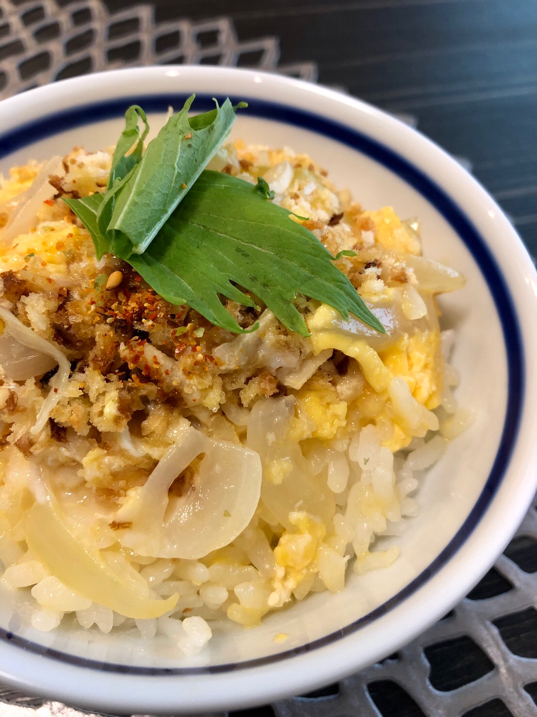 【火不要で100円以下丼】食べればカツ丼