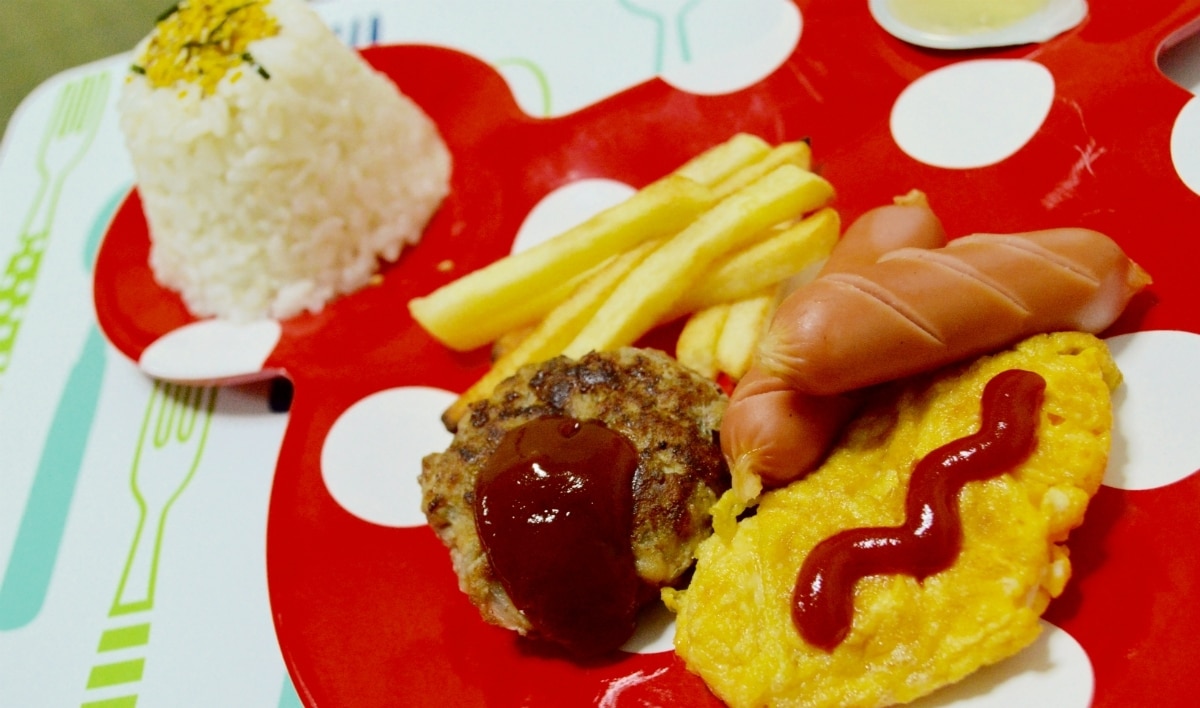 子供と外食いつからｏｋ 一緒に楽しむためのポイントは デイリシャス 楽天レシピ