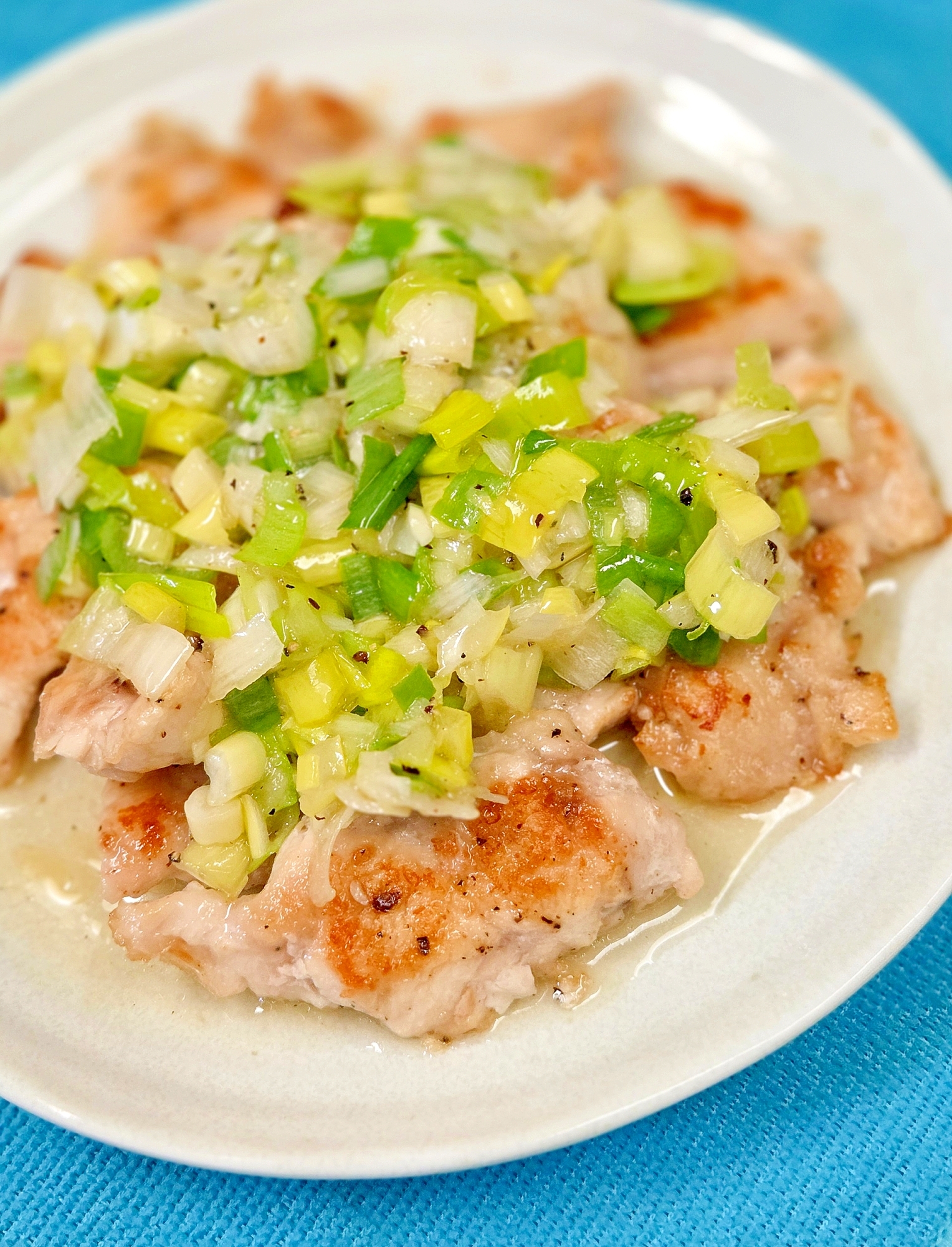 簡単♪(^^)鶏むね肉のネギ塩だれ♪