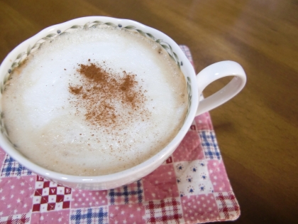 お家でシナモン香るカフェラテ♪