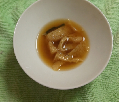 ワカメと油揚げの簡単味噌汁