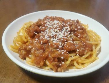 焼きそば麺で作るミートソース