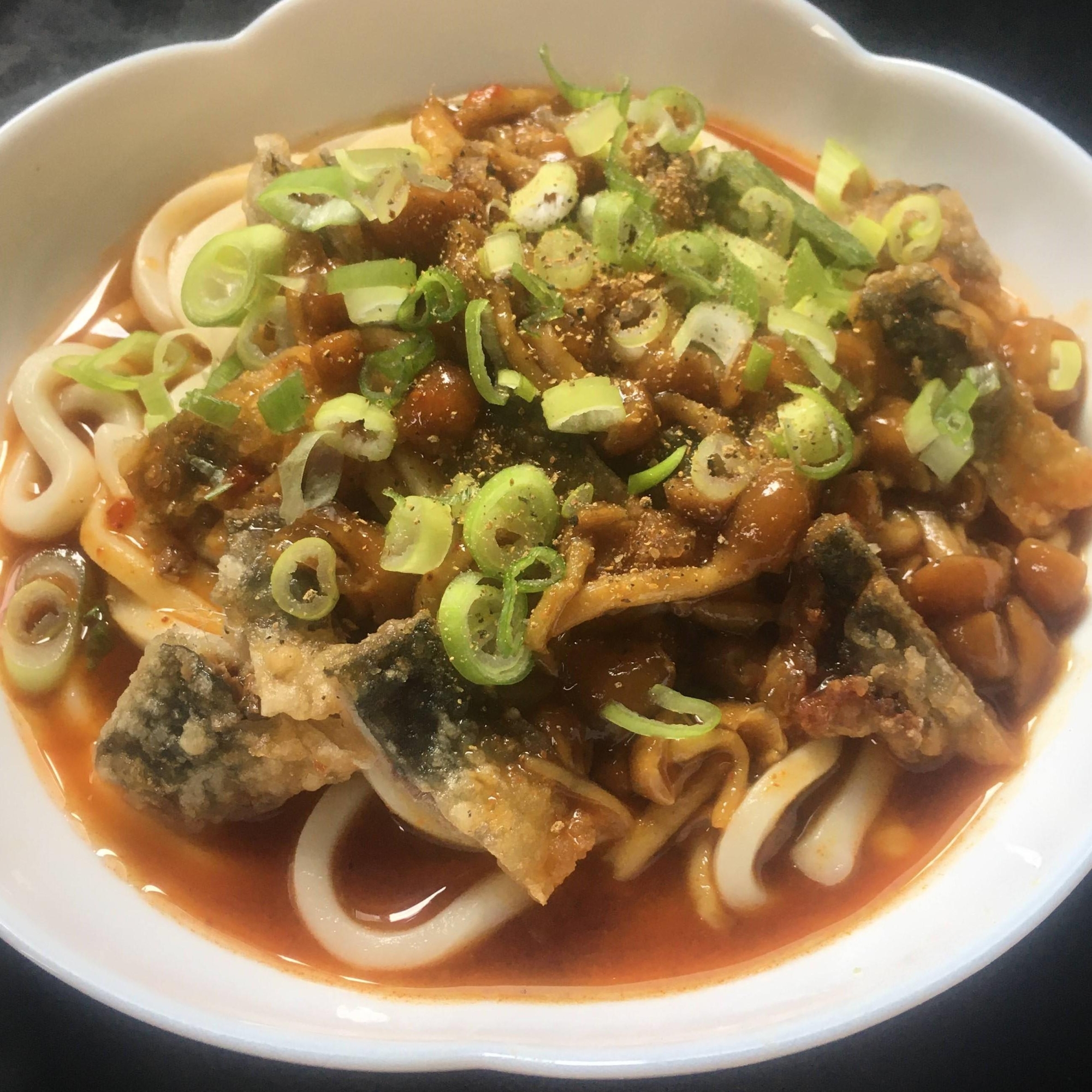 イワシの竜田揚げ、なめこのカレーうどん