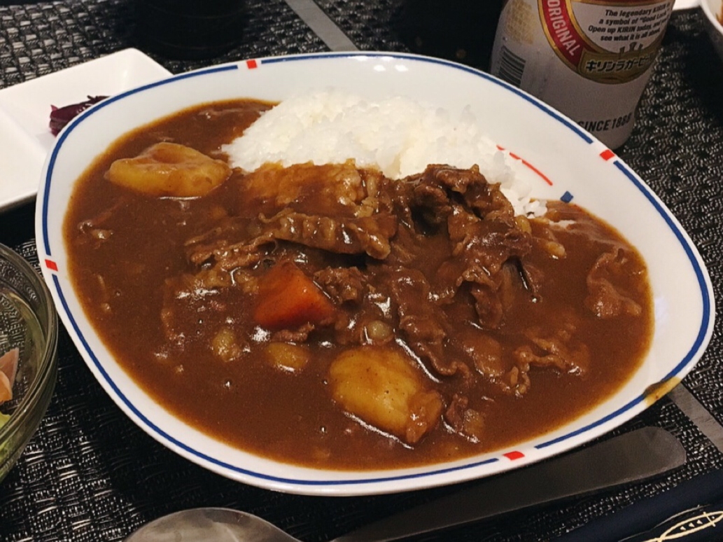 市販のルーで牛肉たっぷり、王道カレー♡