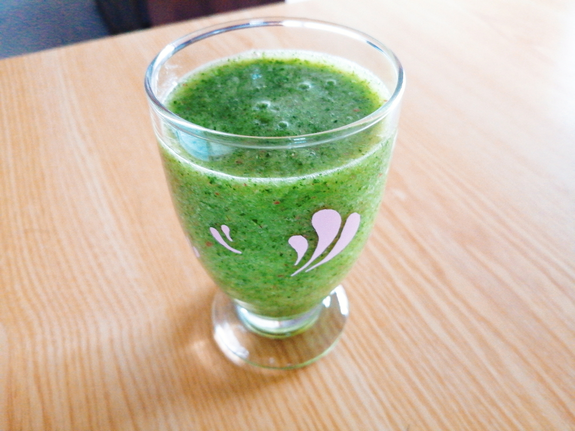 りんごと小松菜のジュース レシピ 作り方 By はじゃじゃ 楽天レシピ