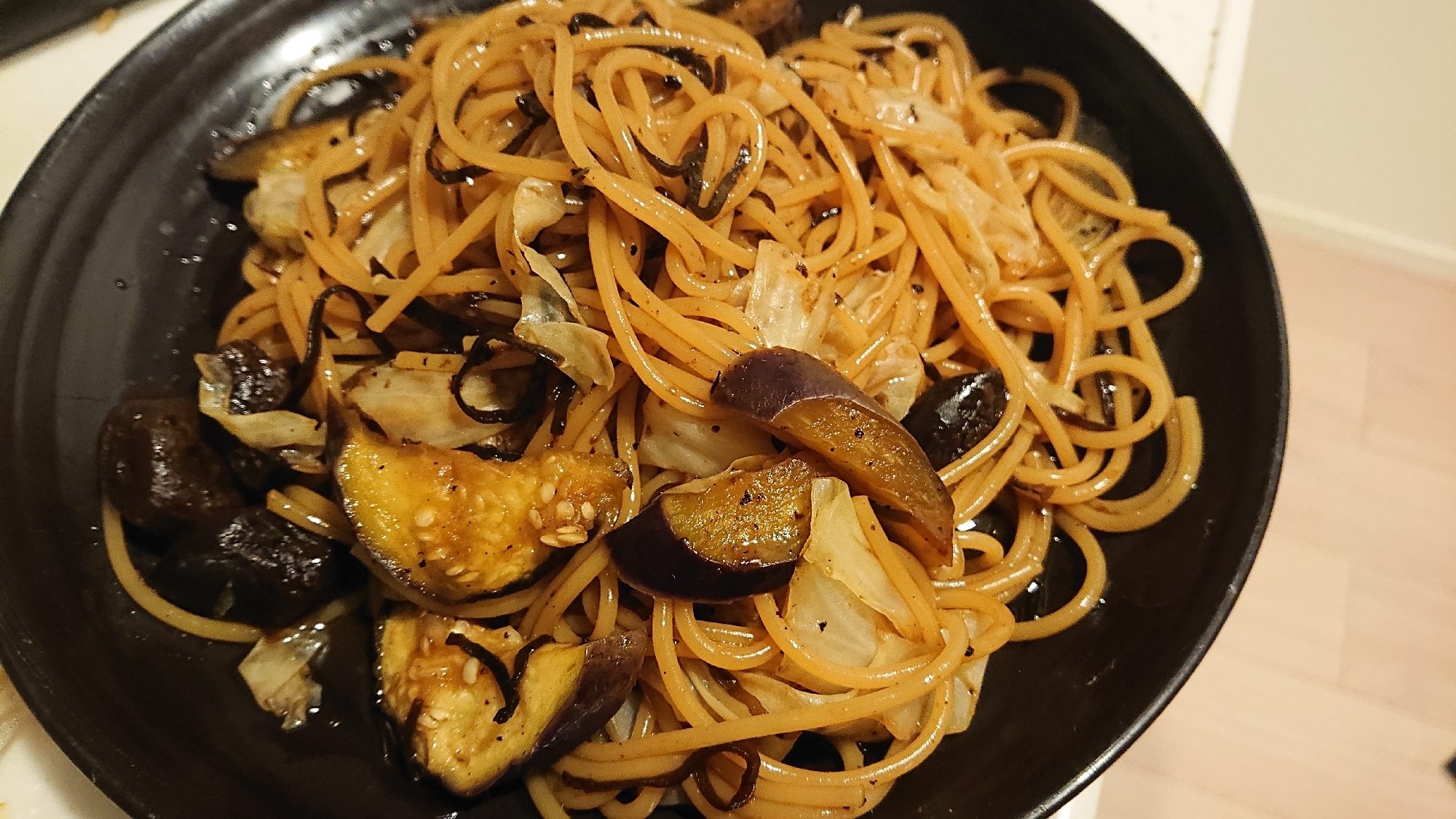 お酢でさっぱり和風塩昆布パスタ レシピ 作り方 By 膝小僧 楽天レシピ