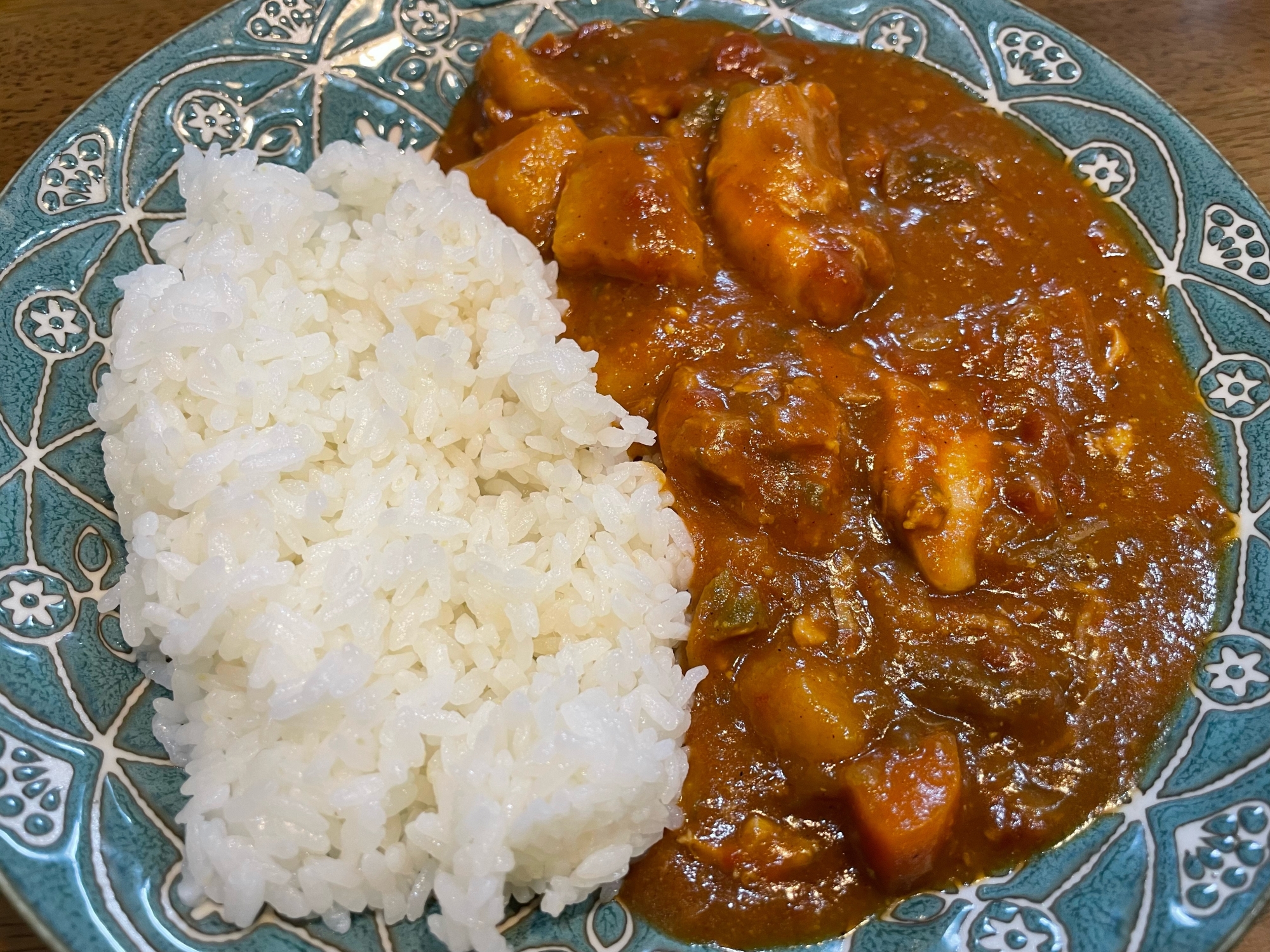 「鶏肉」圧力鍋で野菜たっぷり無水バターチキンカレー