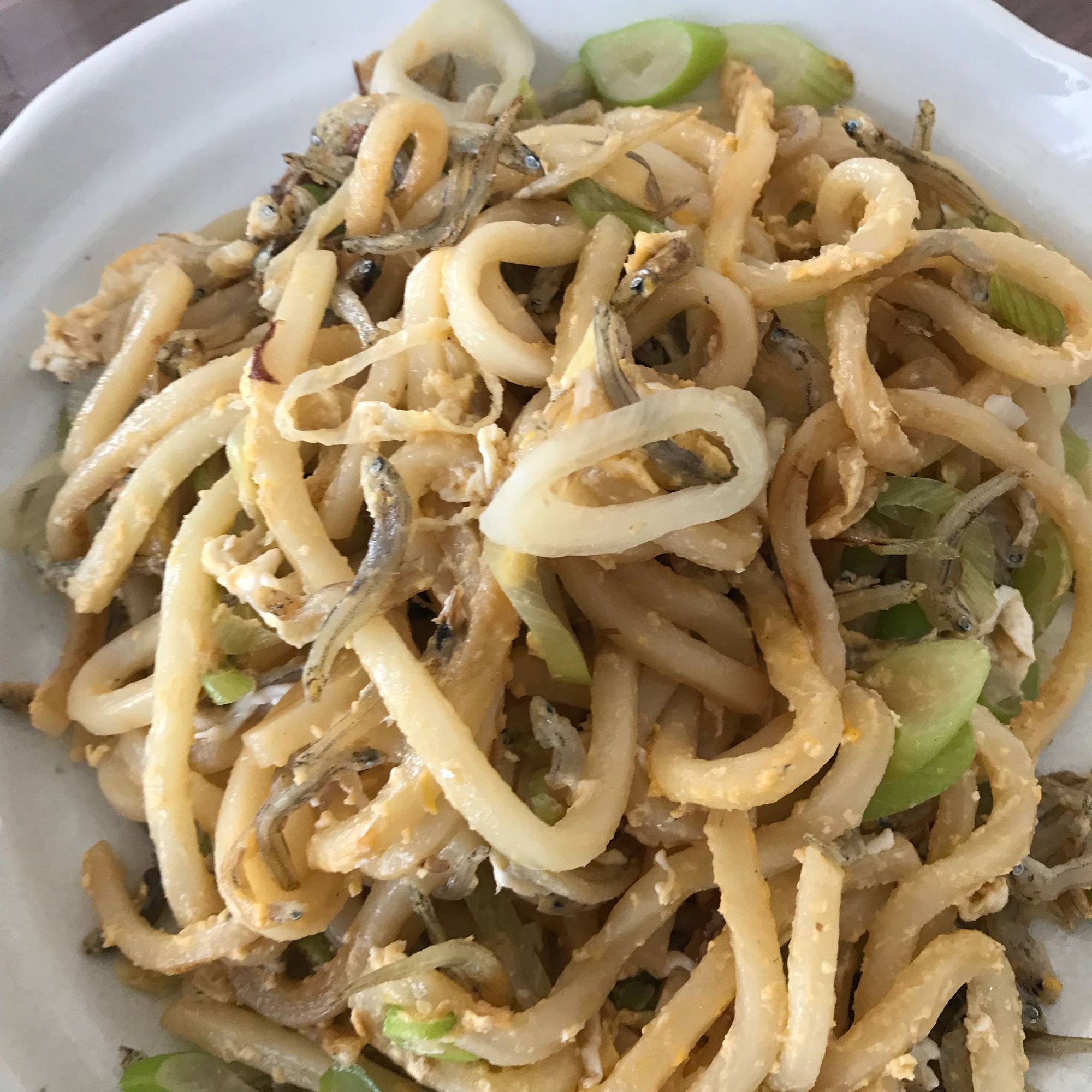 雑魚の焼うどん