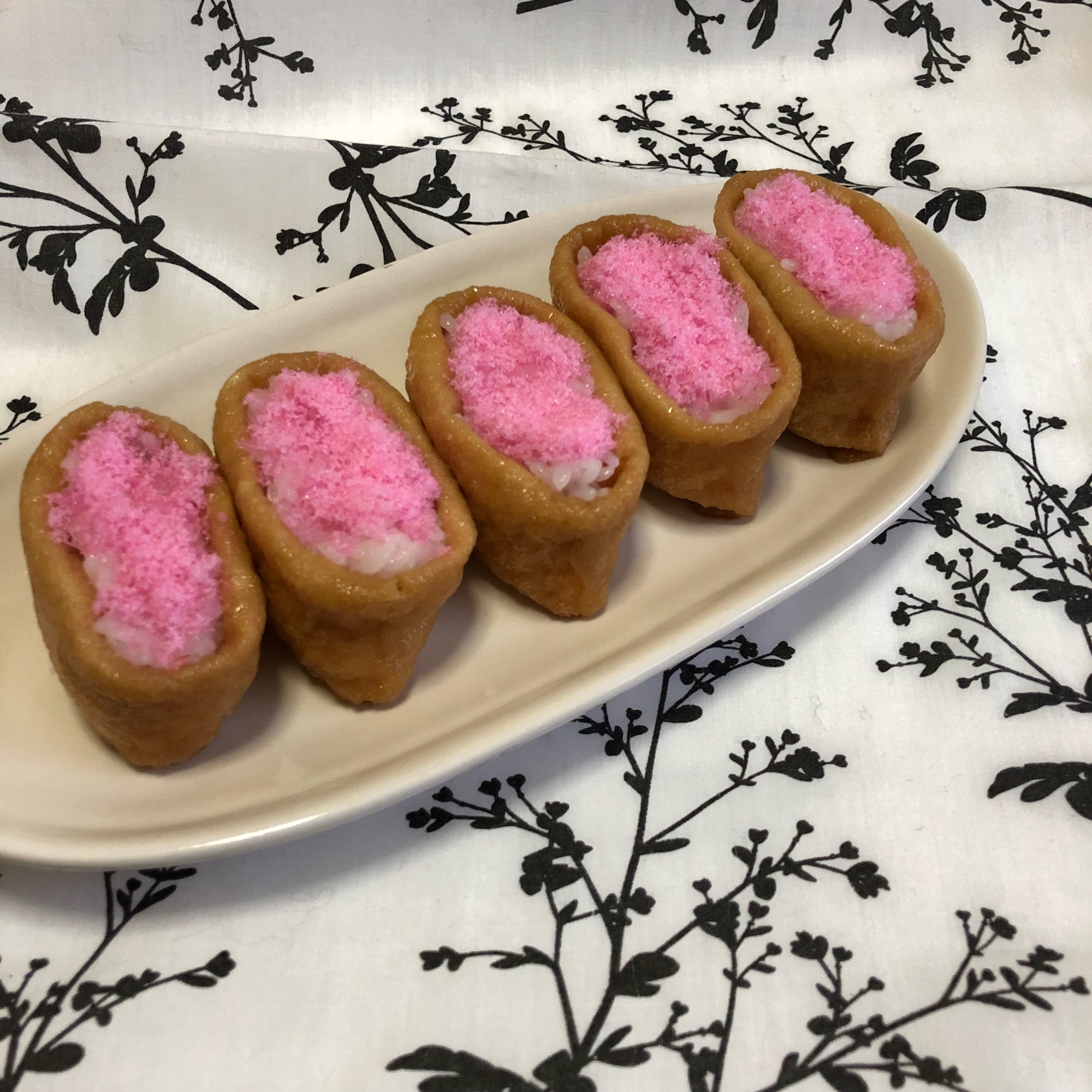 可愛い 桜でんぶのいなり寿司 レシピ 作り方 By まかろん 楽天レシピ