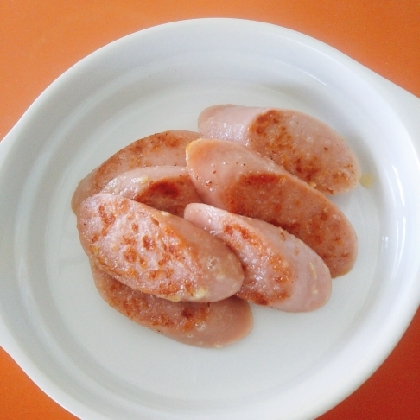 魚肉ソーセージのマヨネーズ焼き