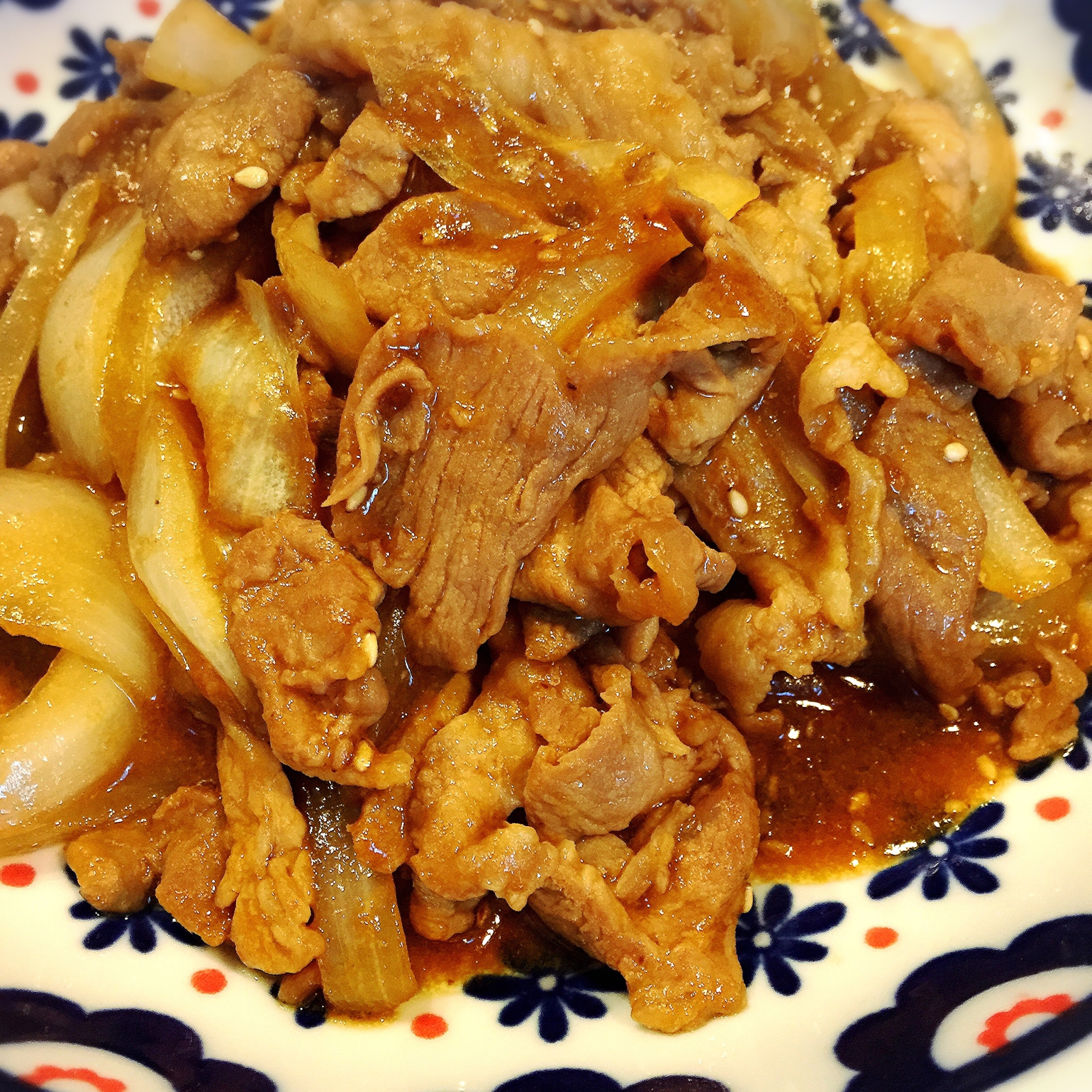 焼肉のタレで簡単に!豚肉炒め♡