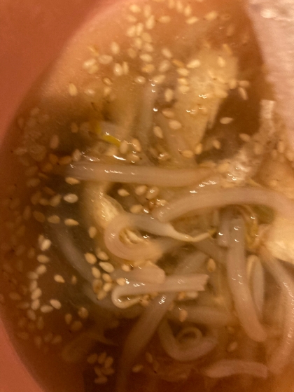 もやしと人参の中華スープ