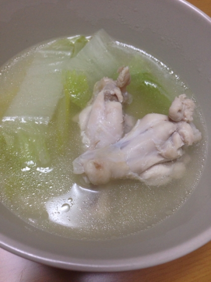鶏手羽元と、白菜のネギスープ