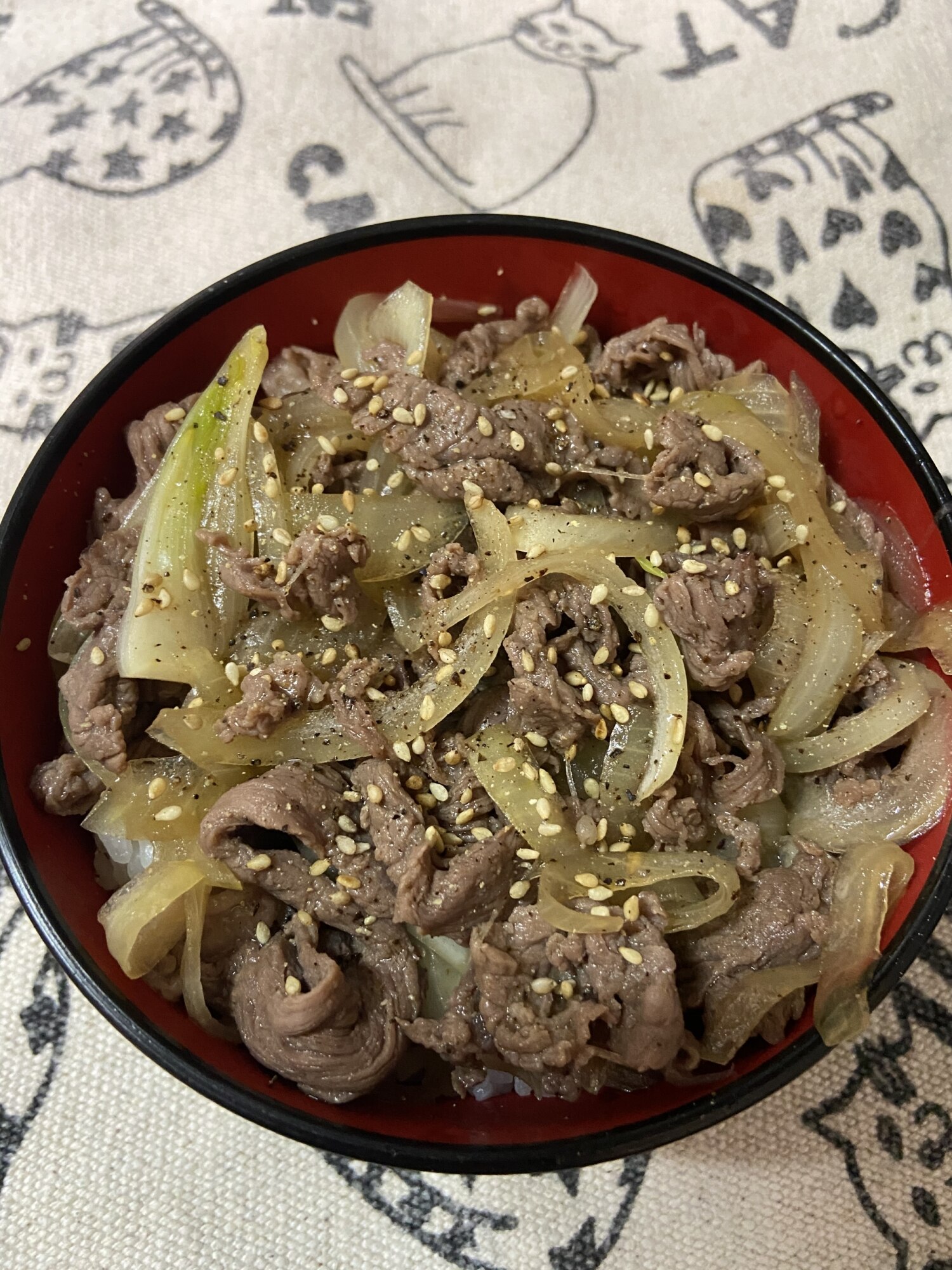 めんつゆを使った肉が柔らかい牛丼 レシピ 作り方 By 共働き主夫タカヒト 楽天レシピ