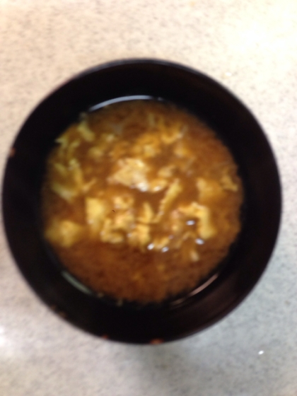 こんばんは(*^^*)
お味噌汁に生姜、ちょっと癖になりそうです♡  細切りキャベツに卵も、とっても美味しかったです！