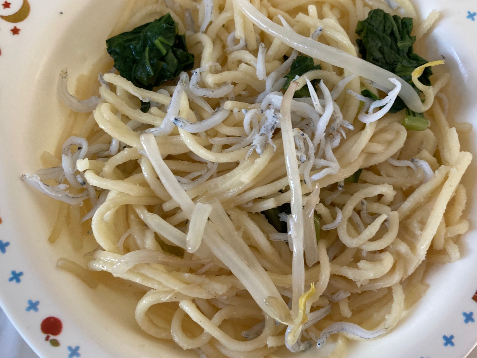 幼児食(^^) しらすとほうれん草のパスタ