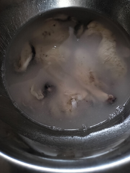 冷凍牡蠣の下処理