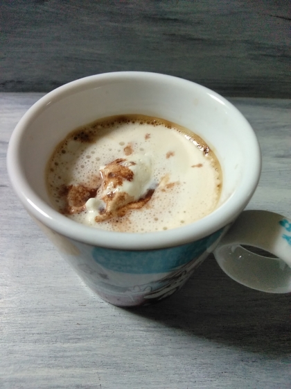 きょうはこちらを✨生クリームと手作りチョコソースでとっても美味しいコーヒーに♡レシピ感謝です(*´˘`*)